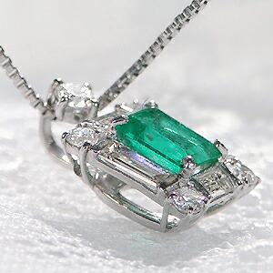 楽天市場】pt900 エメラルド ダイヤモンドリング ペンダンント トップ