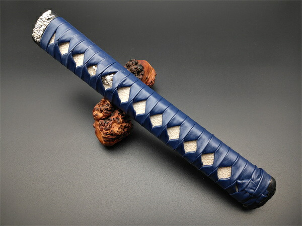 楽天市場】日本刀装具 大刀柄 新品 長約26CM 銅製縁頭 銅製目貫 本鮫皮