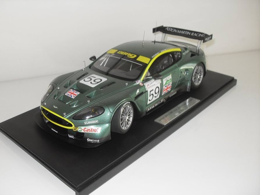 Amazon | AUTOart 1/18 モータースポーツシリーズ アストンマーチン