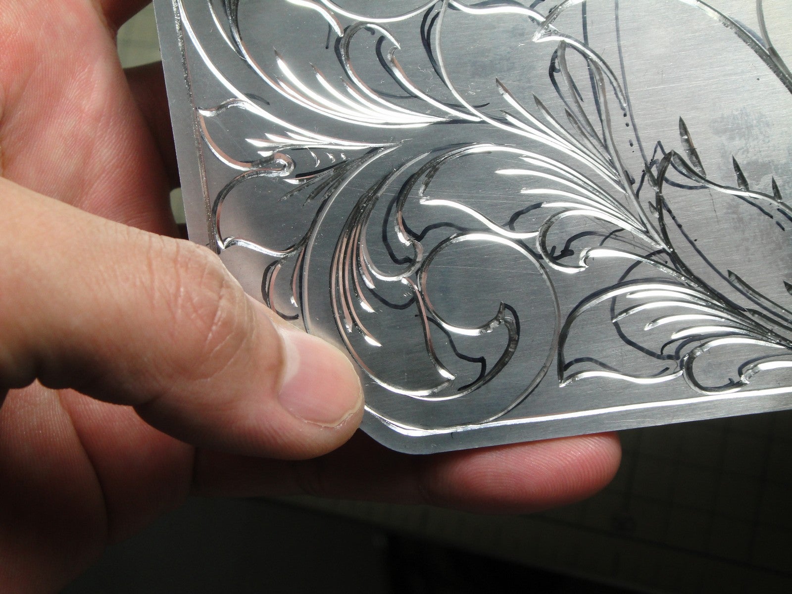 プレートエングレイビング！ Engraved Aluminium plate | Unodesブログ
