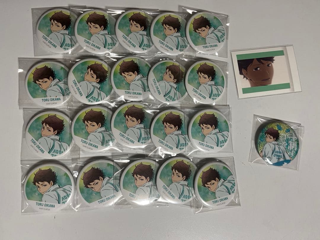 及川徹 横断幕缶バッジ グリッター パシャこれ まとめ売り 及川徹 横断幕缶バッジ グリッター パシャこれ まとめ売り - メルカリ