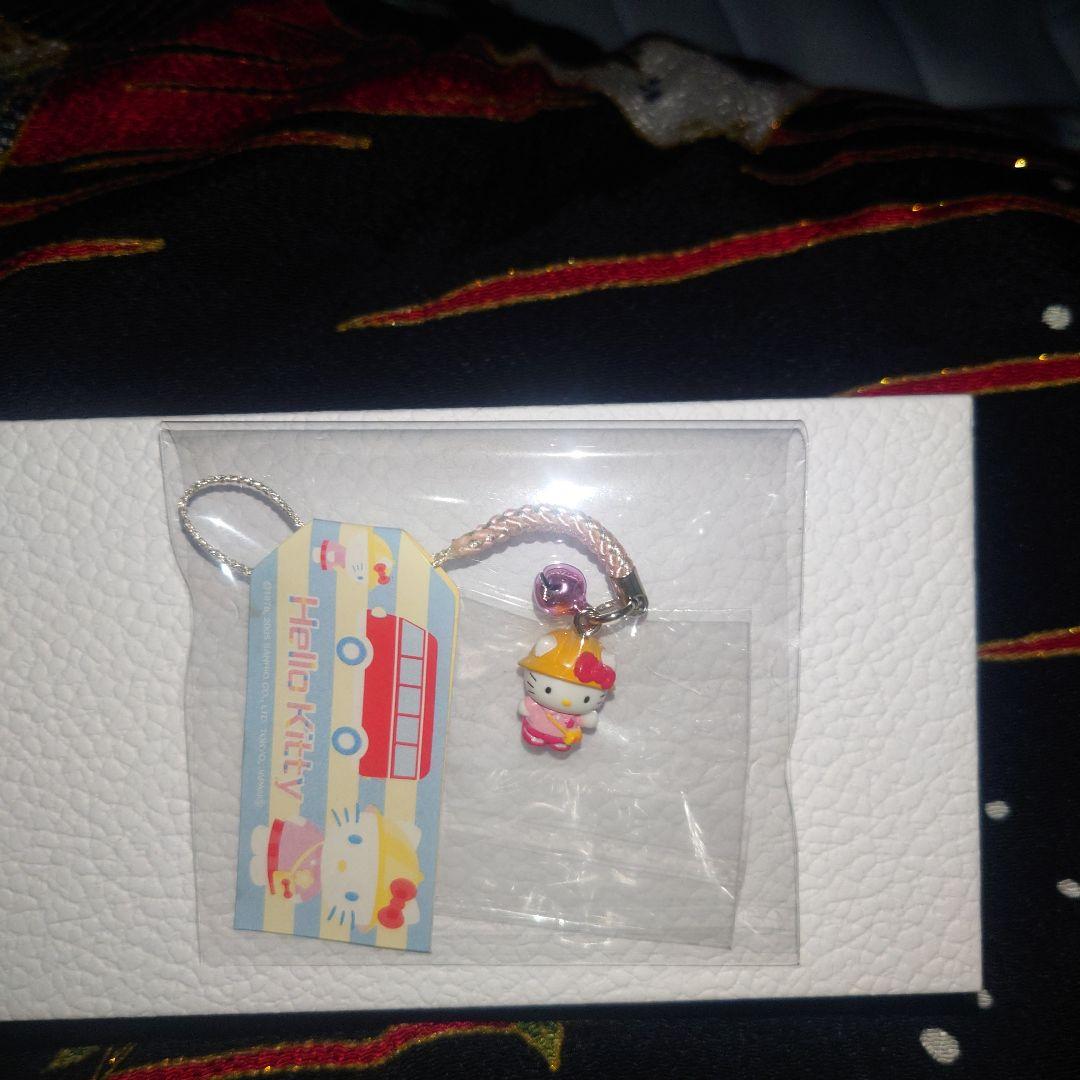 ハローキティ　根付　幼稚園　ストラップ　2005年　レア ご当地キティ ハローキティ 幼稚園 根付 2005年 ストラップ 平成レトロ