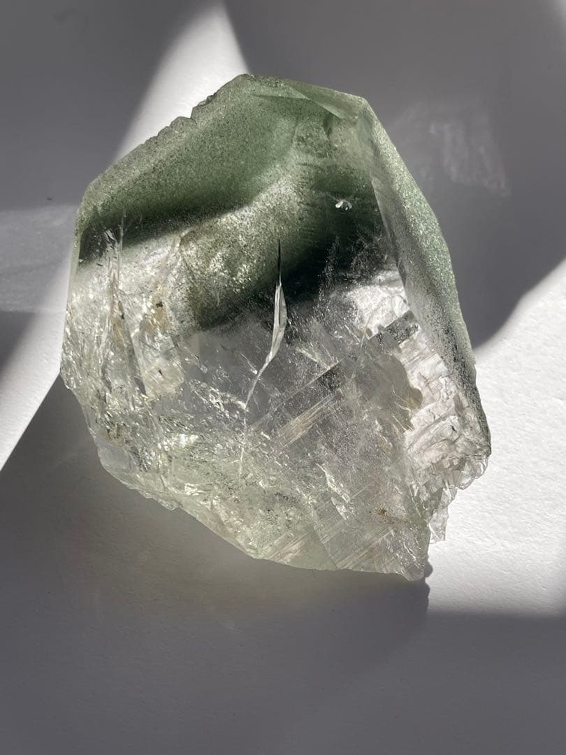 ガネーシュヒマール産　水晶　クローライト　ファントム ネパール産 ガネーシュ ヒマール】ファントム水晶 ポイント <ハート型
